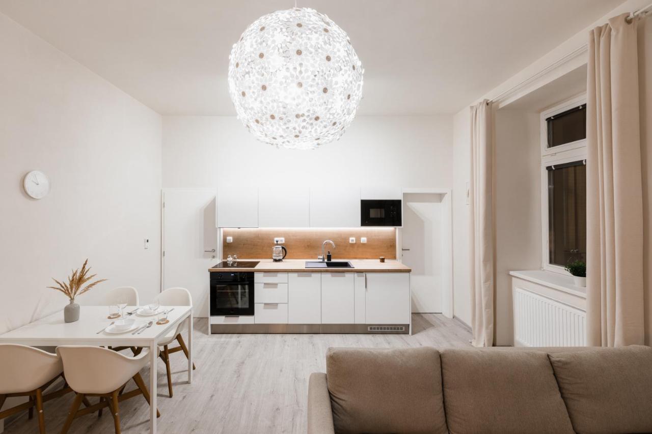 Boho Raj V Centru / /Gril/ /Balkon Apartment Olomouc Bagian luar foto